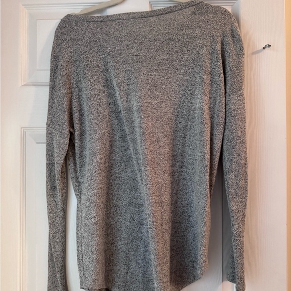 Republic buttery soft Gray Long Sleeve Top with Pocket - Picture 3 of 4